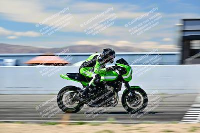 media/Mar-25-2024-Moto Forza (Mon) [[8d4319bd68]]/4-Novice Group/Session 4 Front Straight Speed Pans/